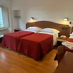 Roma 3*