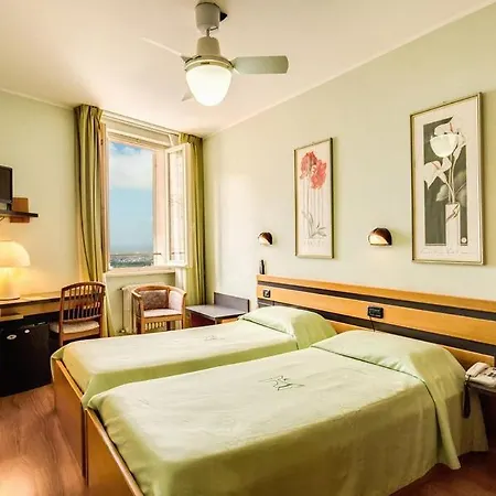 Hotel Roma