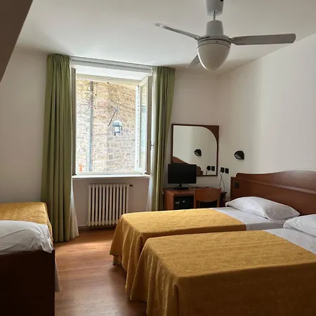 Hotel Roma