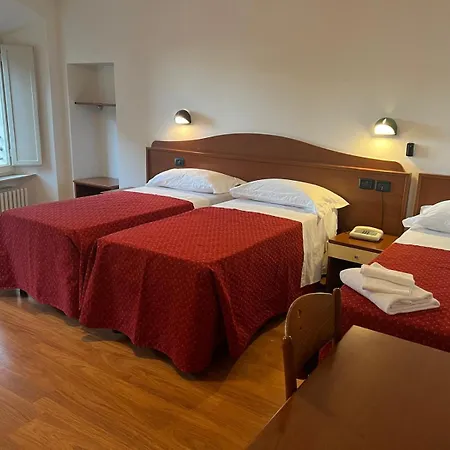 Roma 3*