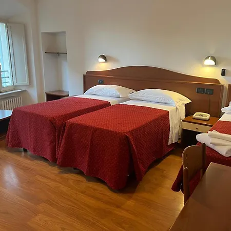 Roma 3*
