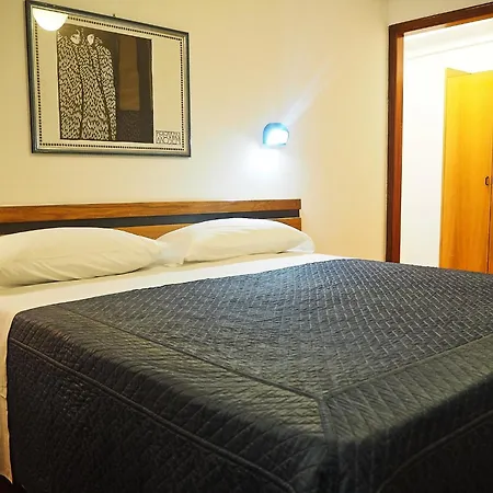 Roma Hotel 3*