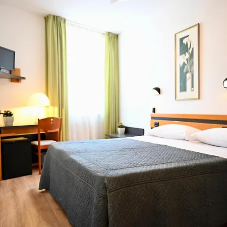 Szálloda Roma