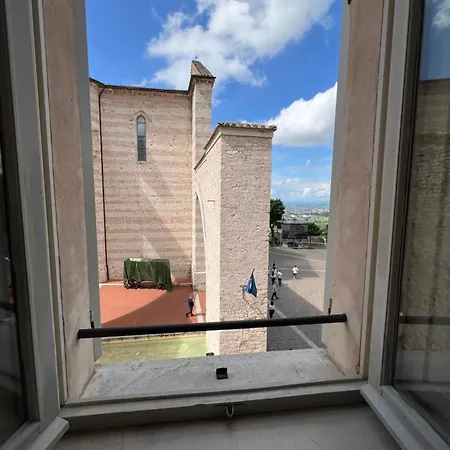 מלון Roma אסיסי